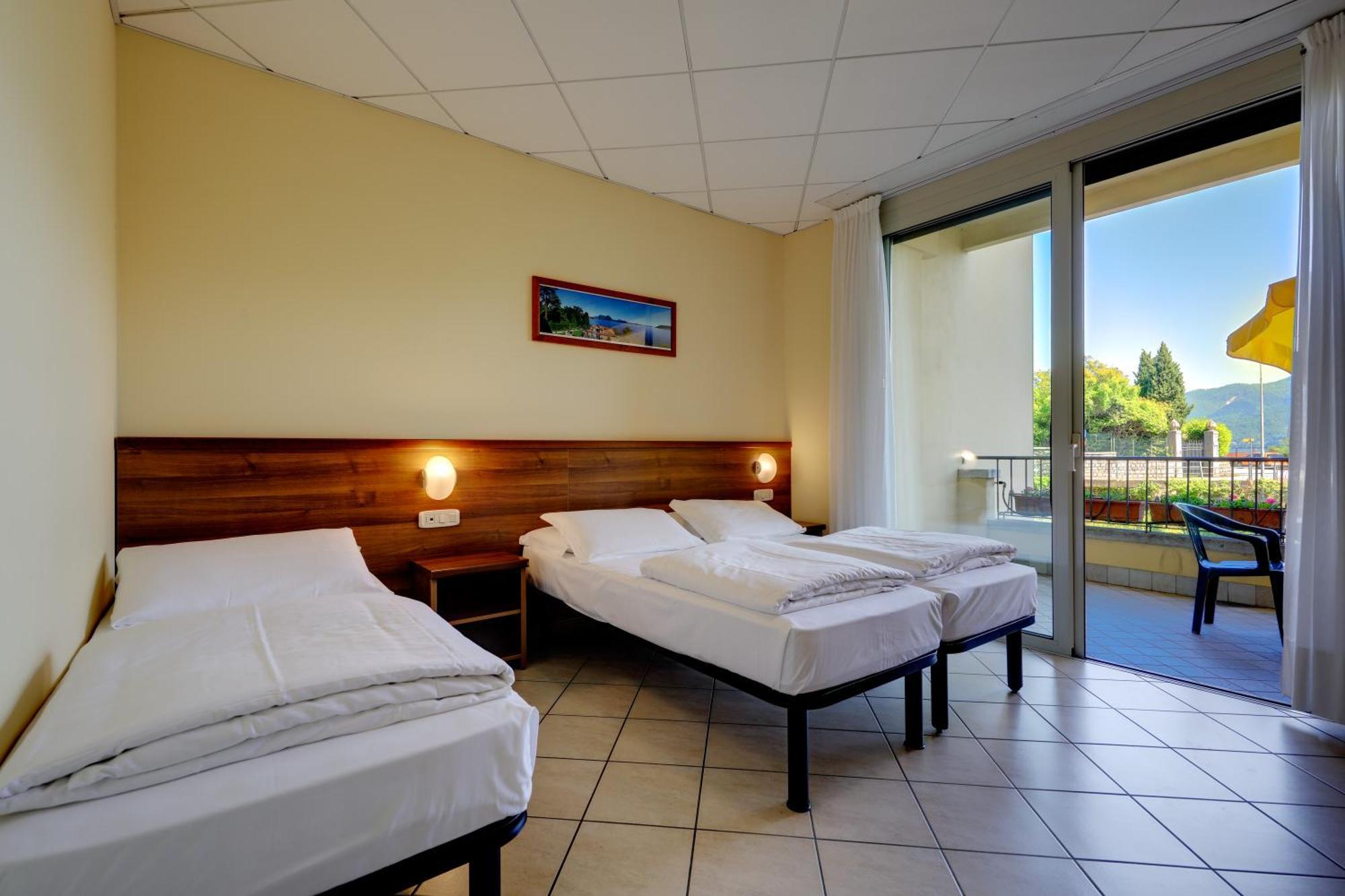Hotel Residence Zust Verbania Exterior foto